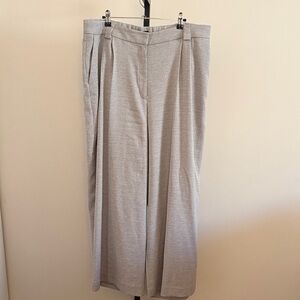 Express Wide Leg Dress Pants in Light Gray